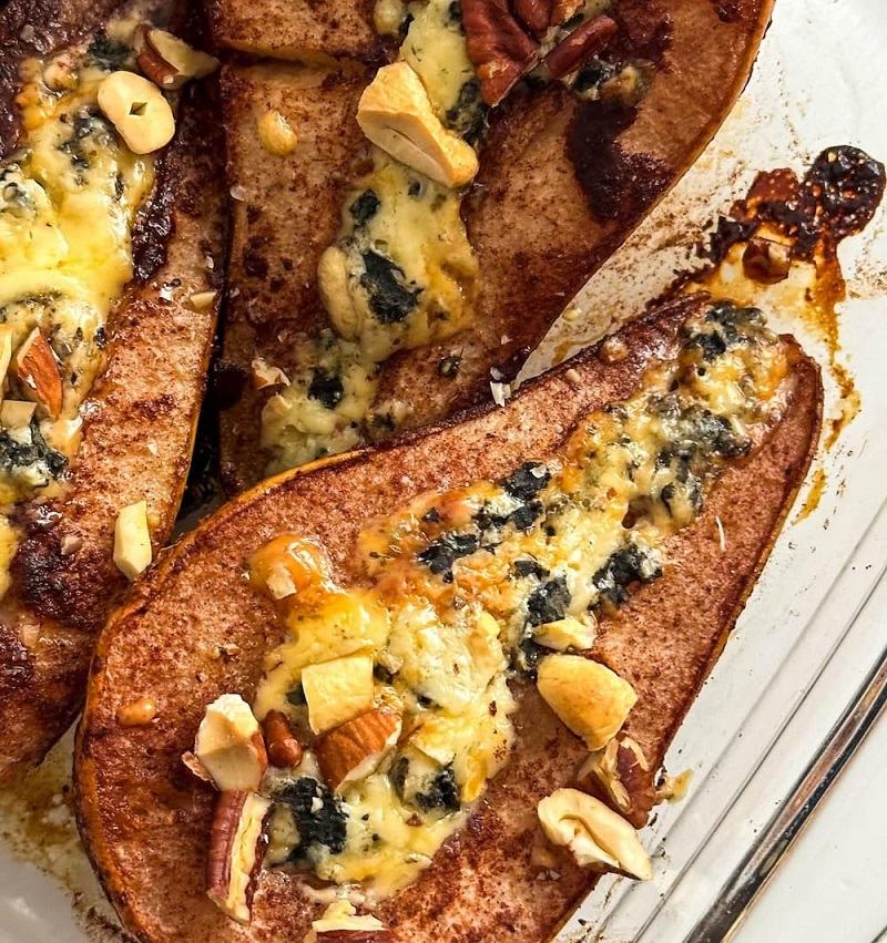 Pere umplute cu branza si nuci – desert rapid, sanatos si delicios